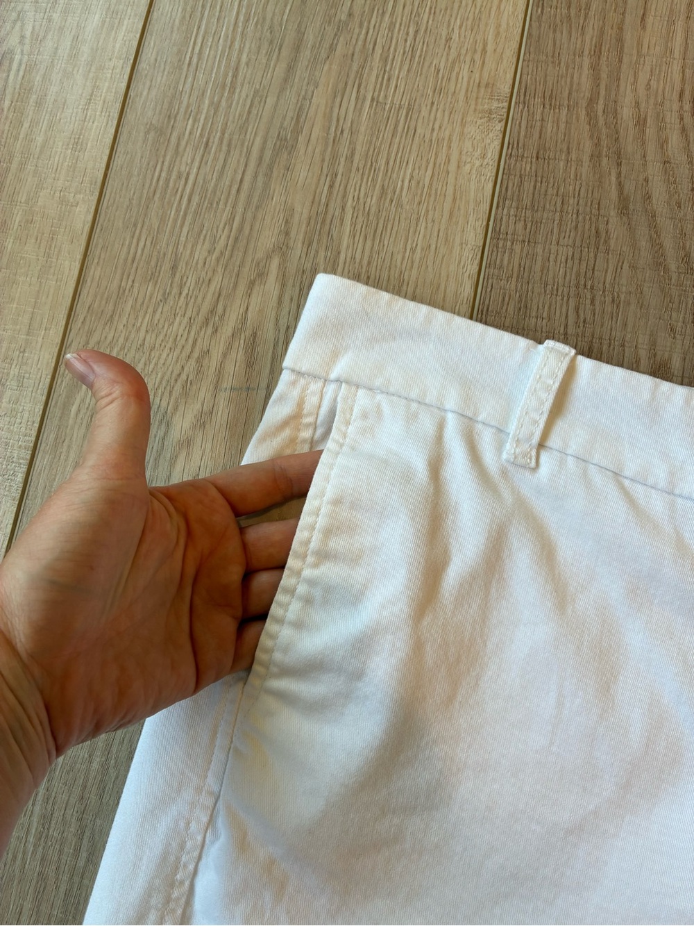 J crew Women's White cotton stretch Shorts 10 inch inseam preppy size 12 capsule - Picture 3 of 7